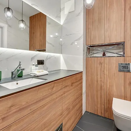 Downtown Apartments Nadmorze Premium - 100M Od Plazy Διαμέρισμα Γκντανσκ