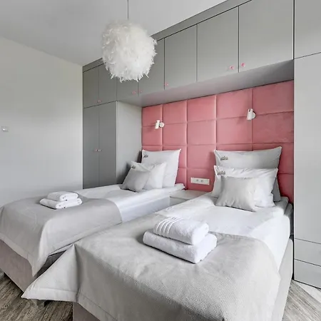 Downtown Apartments Nadmorze Premium - 100M Od Plazy Γκντανσκ